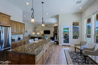 2827 W Here To There Drive, Phoenix, AZ 85086 - Photo 21
