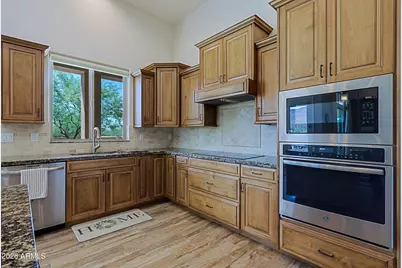 2827 W Here To There Drive, Phoenix, AZ 85086 - Photo 25