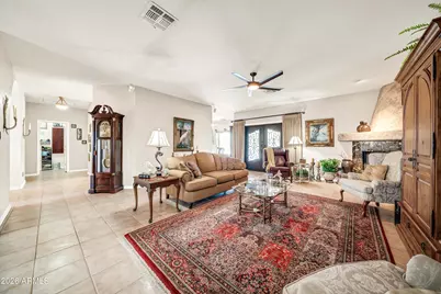258 W Yearling Road, Phoenix, AZ 85085 - Photo 11