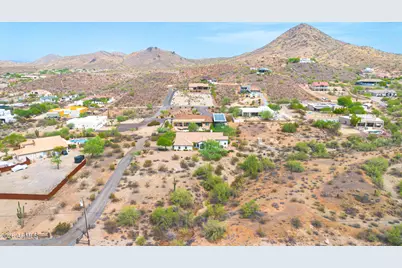 258 W Yearling Road, Phoenix, AZ 85085 - Photo 45