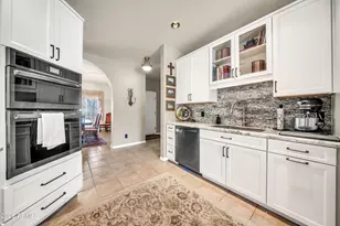 258 W Yearling Rd, Phoenix, AZ 85085 - Photo 17