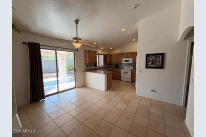 11213 W Hobbit Drive, Arizona City, AZ 85123 - Photo 5