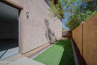 13205 N 21st Place #2, Phoenix, AZ 85022 - Photo 5
