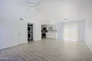 13205 North 21st Pl, Phoenix, AZ 85022 - Photo 1