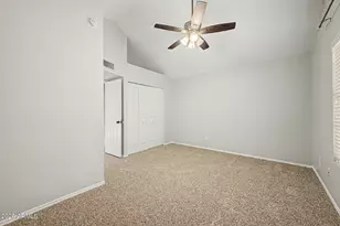 8111 W Wacker Rd, Peoria, AZ 85381 - Photo 17
