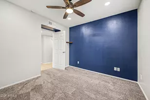 3118 W Woodridge Dr, Phoenix, AZ 85053 - Photo 21