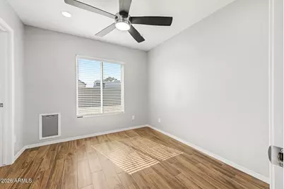 3118 W Woodridge Drive, Phoenix, AZ 85053 - Photo 23