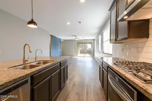 14121 W Surrey Dr, Surprise, AZ 85379 - Photo 9