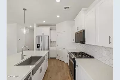 15633 W Honeysuckle Drive, Surprise, AZ 85387 - Photo 3