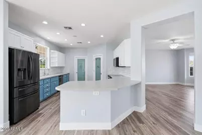20305 W Peakview Road, Wittmann, AZ 85361 - Photo 5