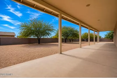 20305 W Peakview Road, Wittmann, AZ 85361 - Photo 23