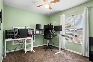 10032 N 49th Dr, Glendale, AZ 85302 - Photo 13