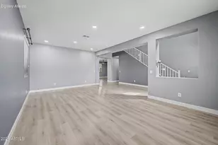 250 W Yellow Wood Ave, San Tan Valley, AZ 85140 - Photo 3
