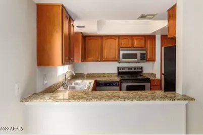 17211 N 35th Avenue #D212, Phoenix, AZ 85053 - Photo 11