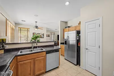 1270 E Thompson Way, Chandler, AZ 85286 - Photo 11