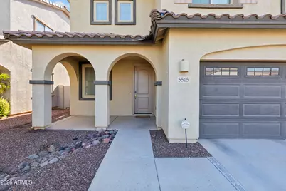 5515 S Joshua Tree Lane, Gilbert, AZ 85298 - Photo 3