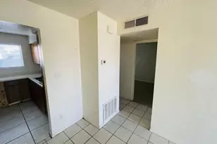 7143 N 66th Dr, Glendale, AZ 85301 - Photo 9