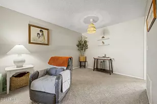 10547 W Coggins Dr, Sun City, AZ 85351 - Photo 9