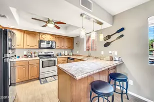 12212 N Paradise Vlg Pkwy S, Phoenix, AZ 85032 - Photo 19