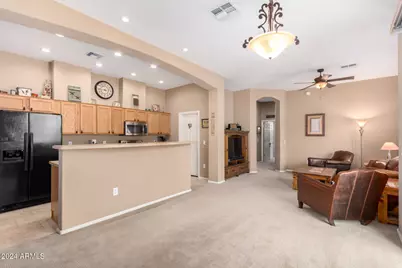 42424 N Gavilan Peak Parkway #42206, Anthem, AZ 85086 - Photo 7