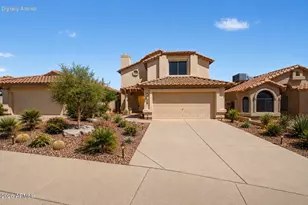 1620 E Villa Theresa Dr, Phoenix, AZ 85022 - Photo 1