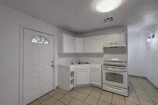 1023 E Old Southern Ave, Phoenix, AZ 85042 - Photo 5