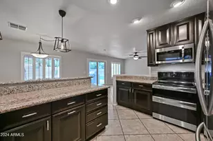 9208 W Deanna Dr, Peoria, AZ 85382 - Photo 13