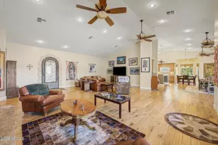 6630 E Lafayette Blvd, Scottsdale, AZ 85251 - Photo 3