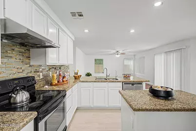3358 E Park Avenue, Gilbert, AZ 85234 - Photo 21