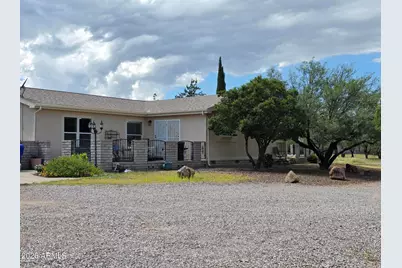 5776 E Perry Lane, Hereford, AZ 85615 - Photo 3