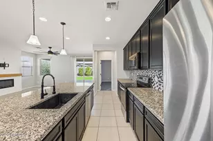 25583 South 224th Pl, Queen Creek, AZ 85142 - Photo 11