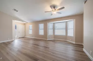 4011 W Chama Dr, Glendale, AZ 85310 - Photo 9