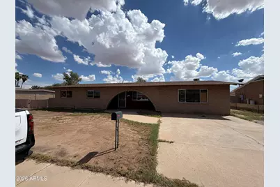 1133 E Sunset Drive, Casa Grande, AZ 85122 - Photo 1