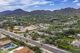7702 N Mockingbird Ln, Paradise Valley, AZ 85253 - Photo 17