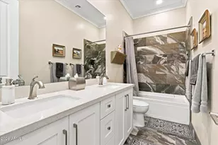 1118 E Paseo Way, Phoenix, AZ 85042 - Photo 41
