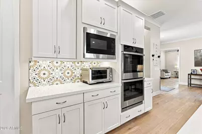 1118 E Paseo Way, Phoenix, AZ 85042 - Photo 21
