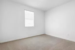 15638 W Honeysuckle Dr, Surprise, AZ 85387 - Photo 5