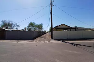 3401 W Cypress St, Phoenix, AZ 85009 - Photo 21
