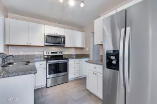 4609 E Almeria Rd, Phoenix, AZ 85008 - Photo 15