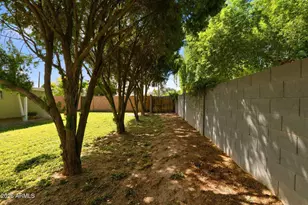 2002 N 39th St, Phoenix, AZ 85008 - Photo 31