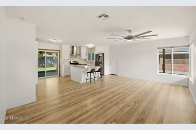 2002 N 39th Street, Phoenix, AZ 85008 - Photo 11