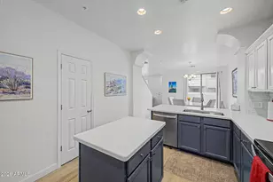 42424 N Gavilan Peak Pkwy, Anthem, AZ 85086 - Photo 9