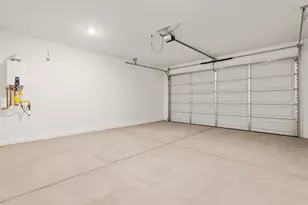37185 W Olivo St, Maricopa, AZ 85138 - Photo 21