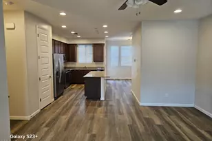 2090 S Dorsey Ln, Tempe, AZ 85282 - Photo 7