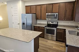 2090 S Dorsey Ln, Tempe, AZ 85282 - Photo 9