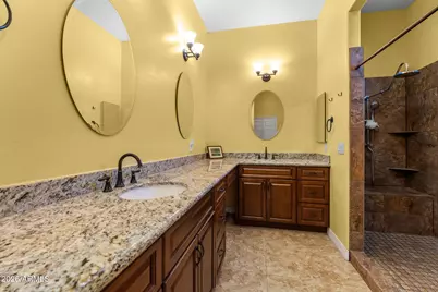 24235 W Pinnacle Vista Lane, Wittmann, AZ 85361 - Photo 27