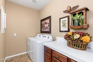3935 E Rough Rider Rd, Phoenix, AZ 85050 - Photo 9
