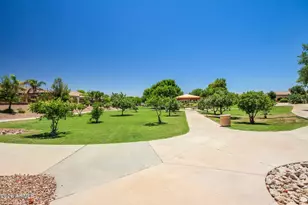 724 W Mesquite Ln, Litchfield Park, AZ 85340 - Photo 57