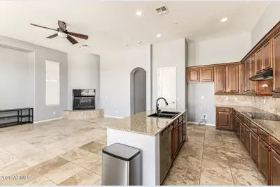 724 W Mesquite Lane, Litchfield Park, AZ 85340 - Photo 15