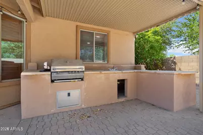 13636 W Mauna Loa Lane, Surprise, AZ 85379 - Photo 7